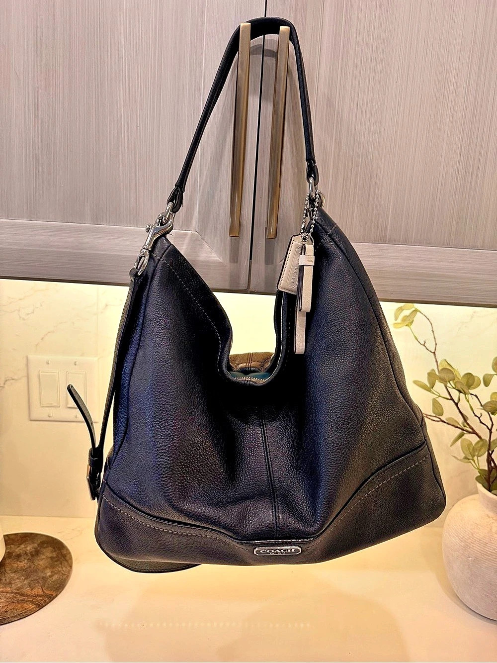 Authentic Vintage Y2K Coach Black Leather Hobo Bag Parker Style F23293